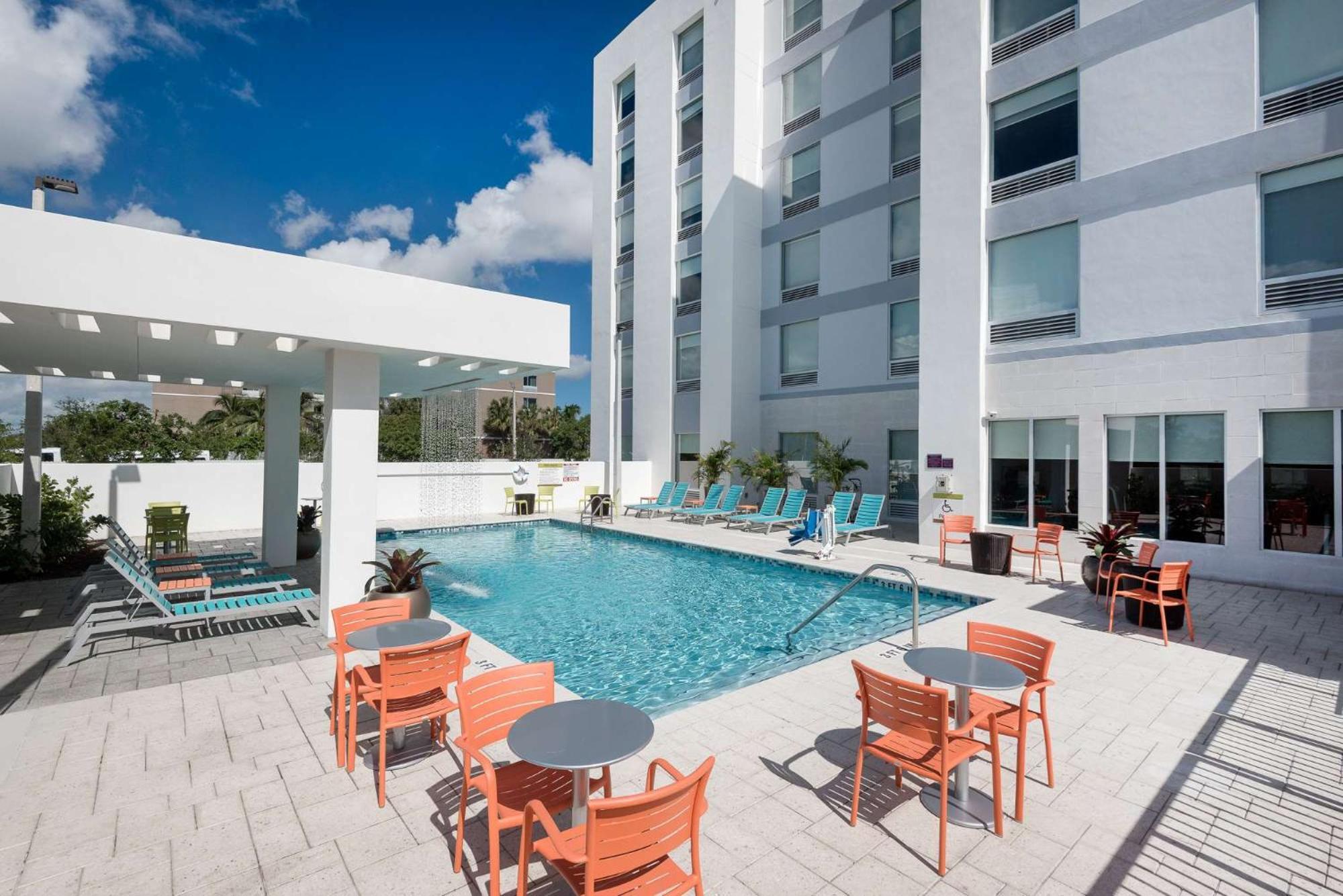 Home2 Suites By Hilton Ft. Lauderdale Airport-Cruise Port Dania Beach