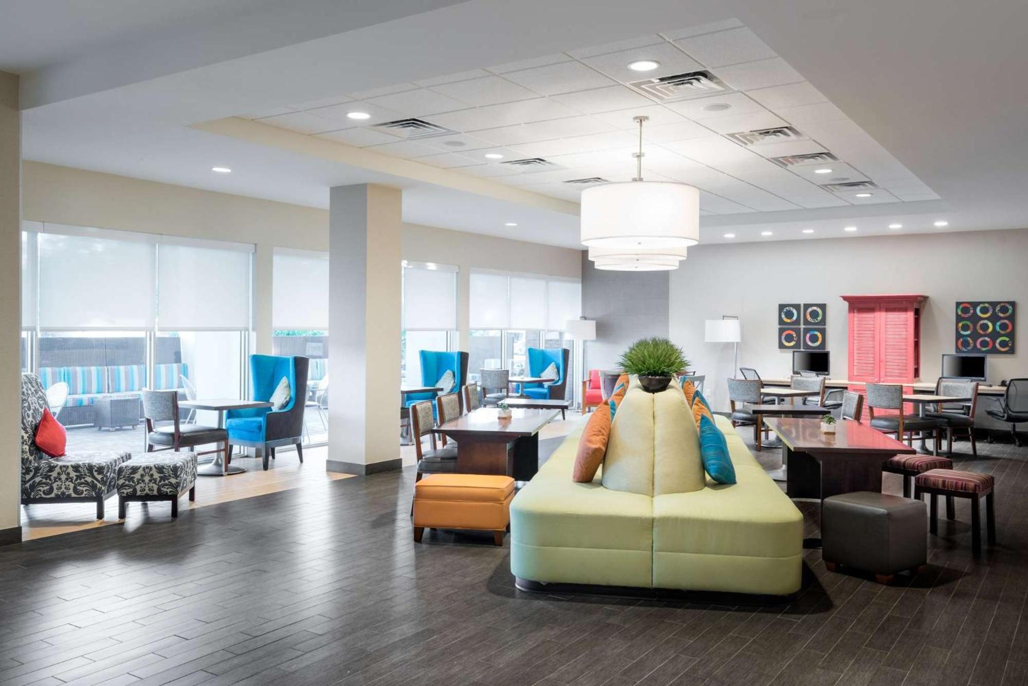 Home2 Suites By Hilton Ft. Lauderdale Airport-Cruise Port Hotel 3*